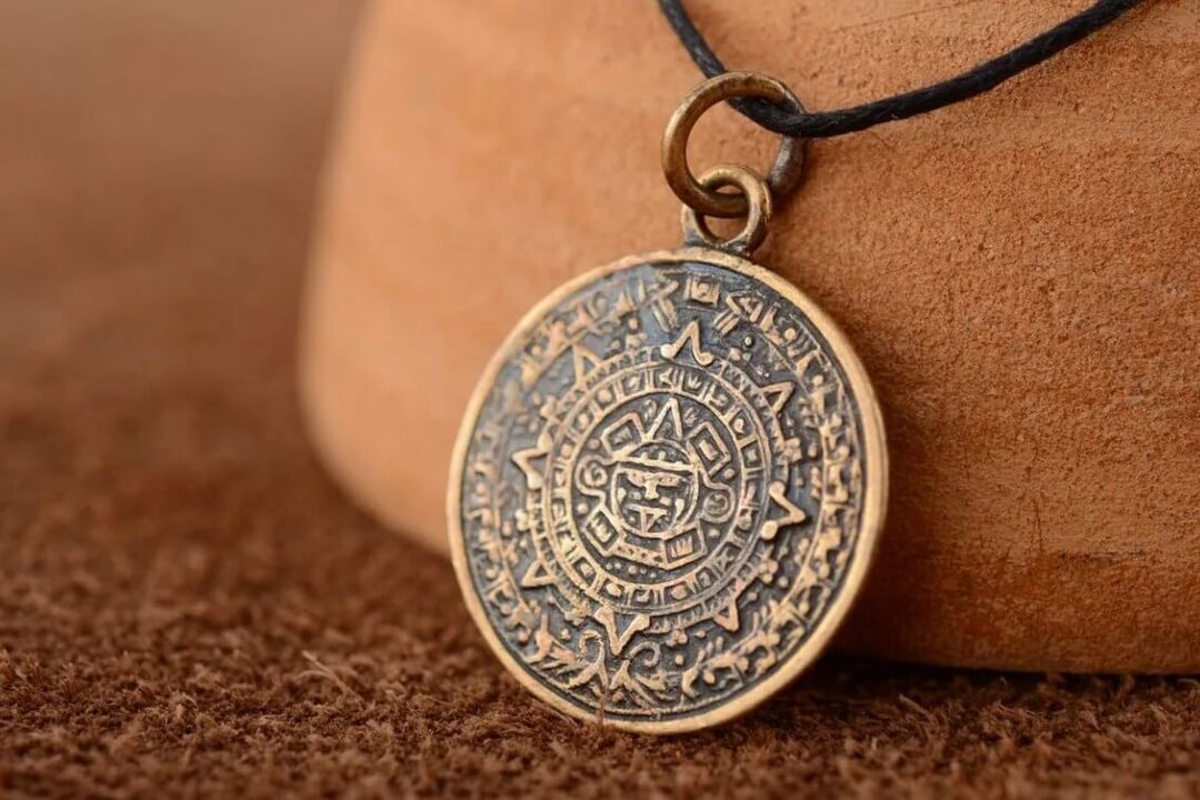 Magic Coin - Royal Amulet